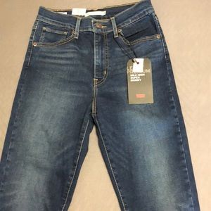 Levi’s Mile High Super Skinny
